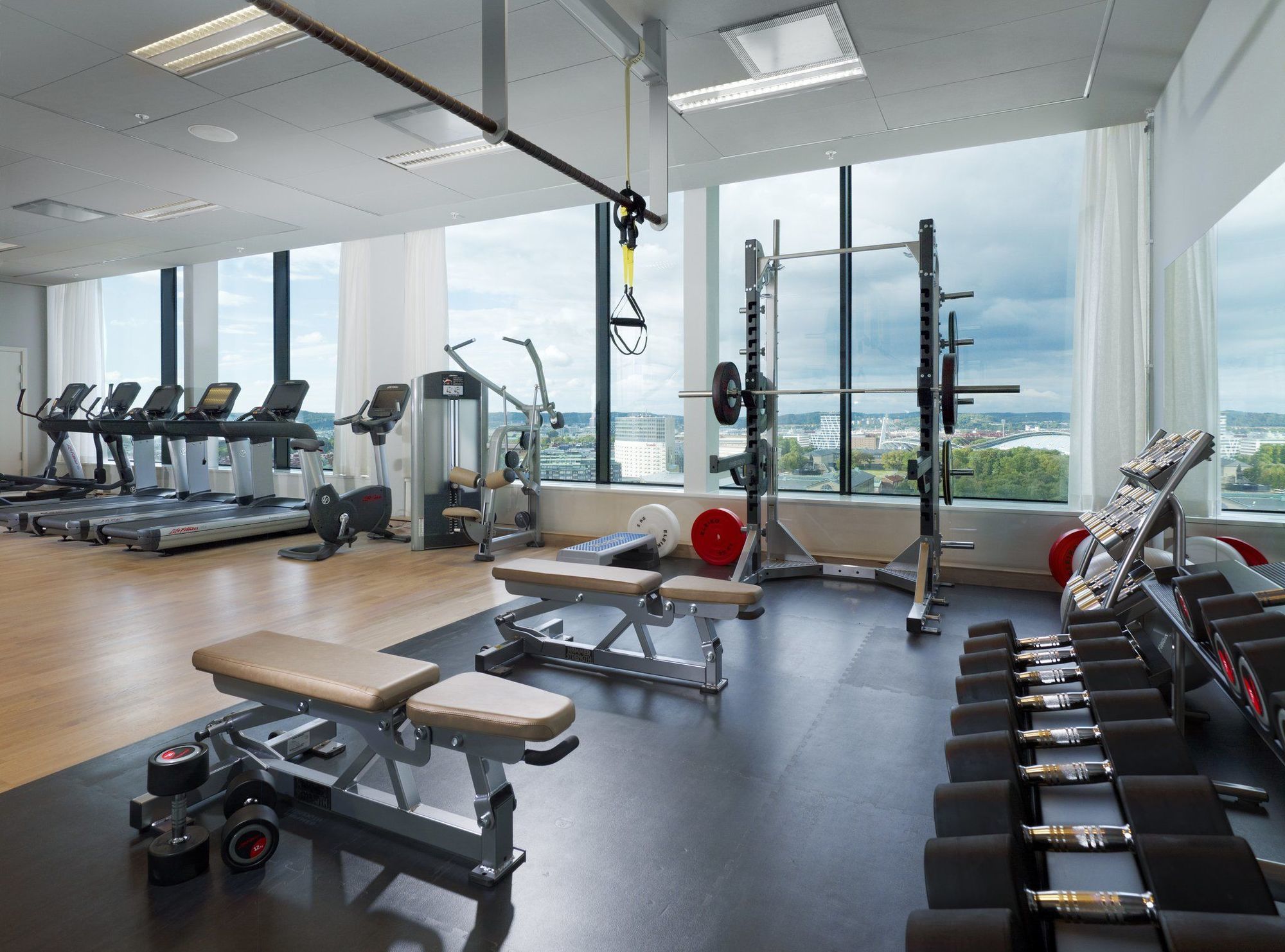 ホテル アッパー ハウス ヨーテボリ エクステリア 写真 The gym at the hotel